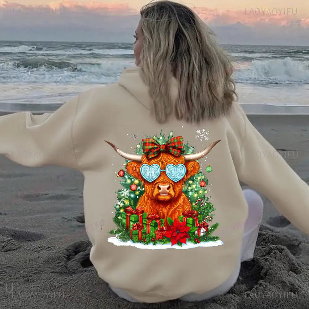 • : Highland Cow Print Hoodie for Women – Alphabet & Animal Pattern Sweatshirt with Pocket
