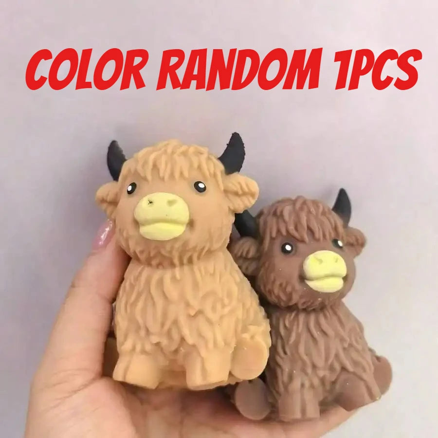 Highland Cow Cheese Squeeze Toy – Pop-Up Sensory Fidget