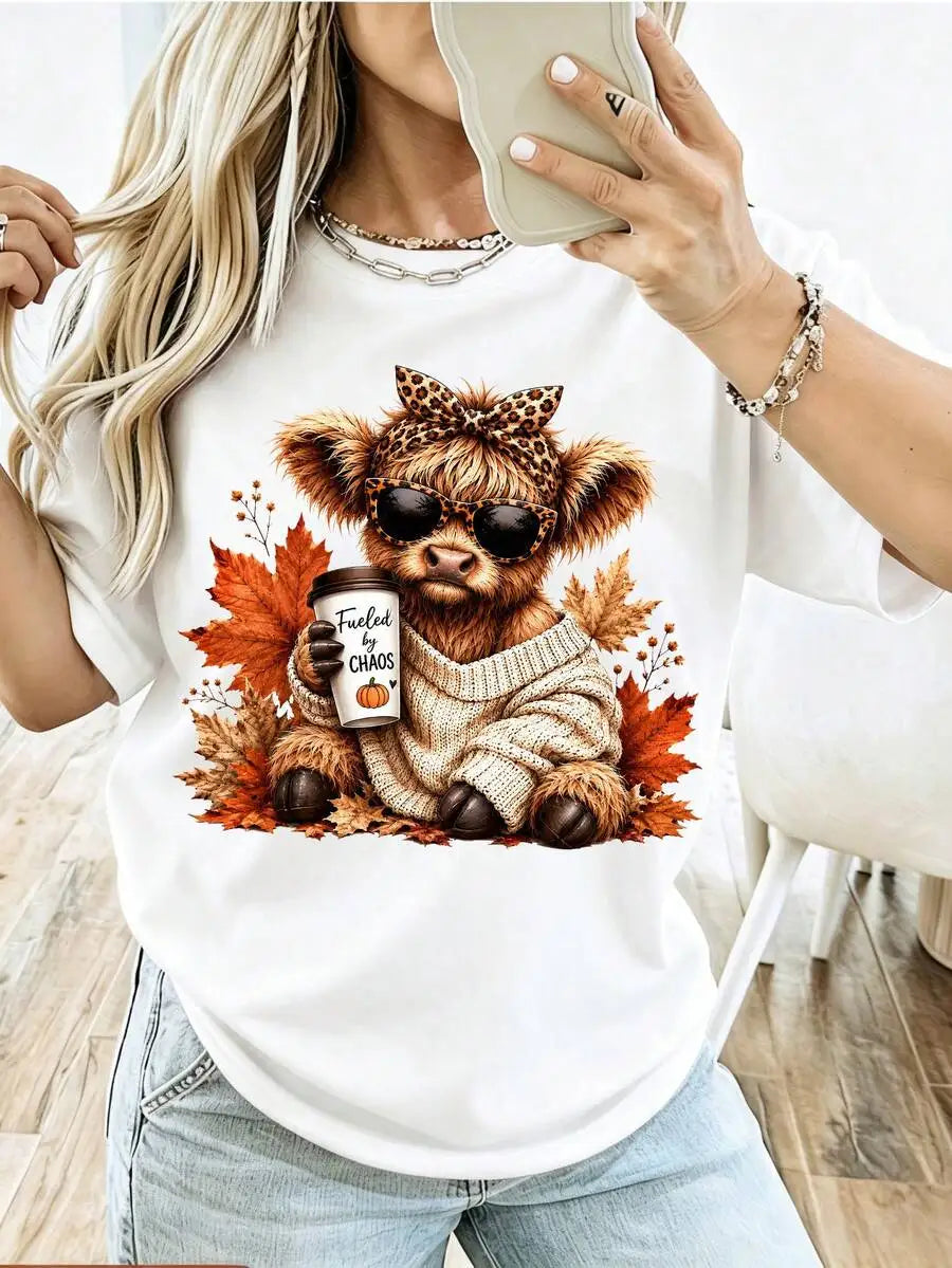 • Highland Cow Print T-Shirt – Women's Vintage Crew Neck Comfort Casual Top