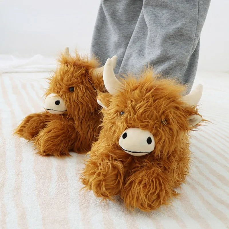 Fluffy Highland Cow Slippers - Warm Indoor Plush Slides